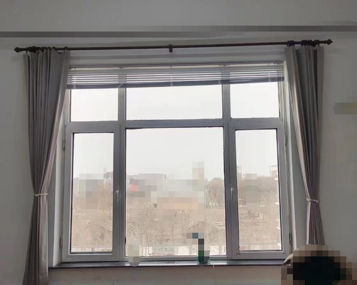 地产 窗帘 面帘 （ 单位：套）